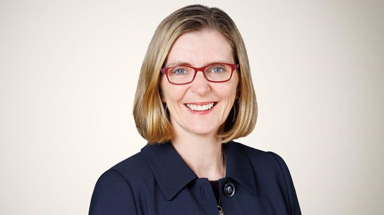 Headshot Image of Samantha Lewis, CSL Independent Non-Executive Director