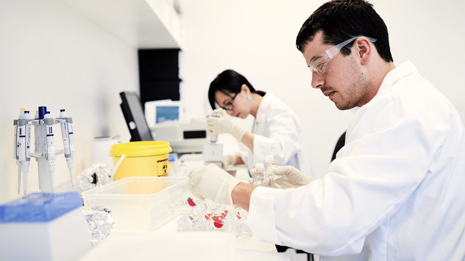 Two research scientist in a lab
