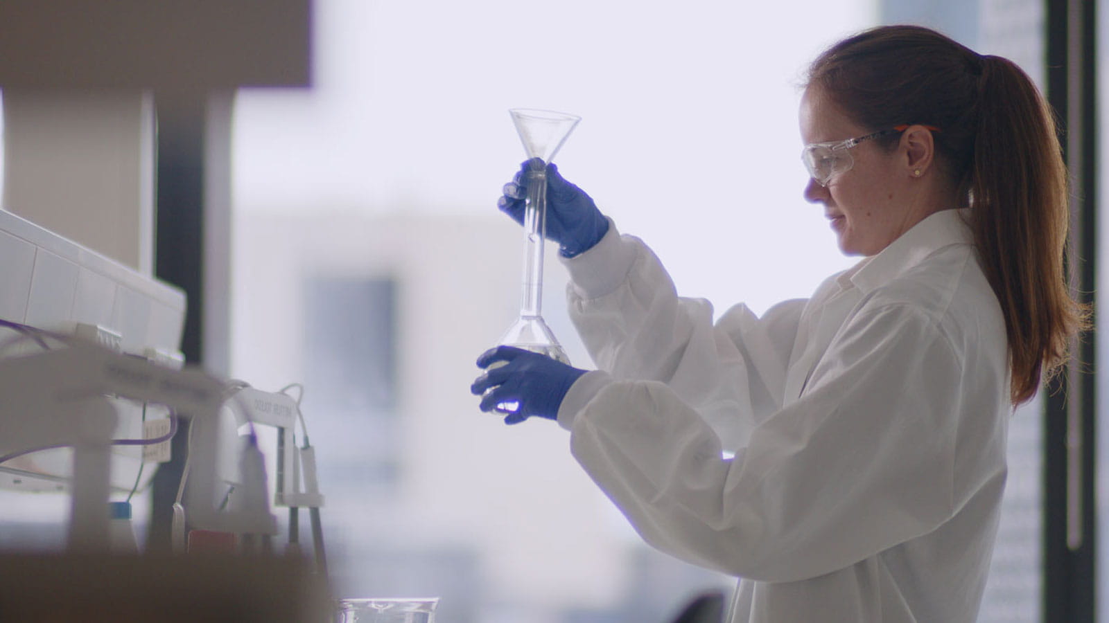 CSL female scientist in lab
