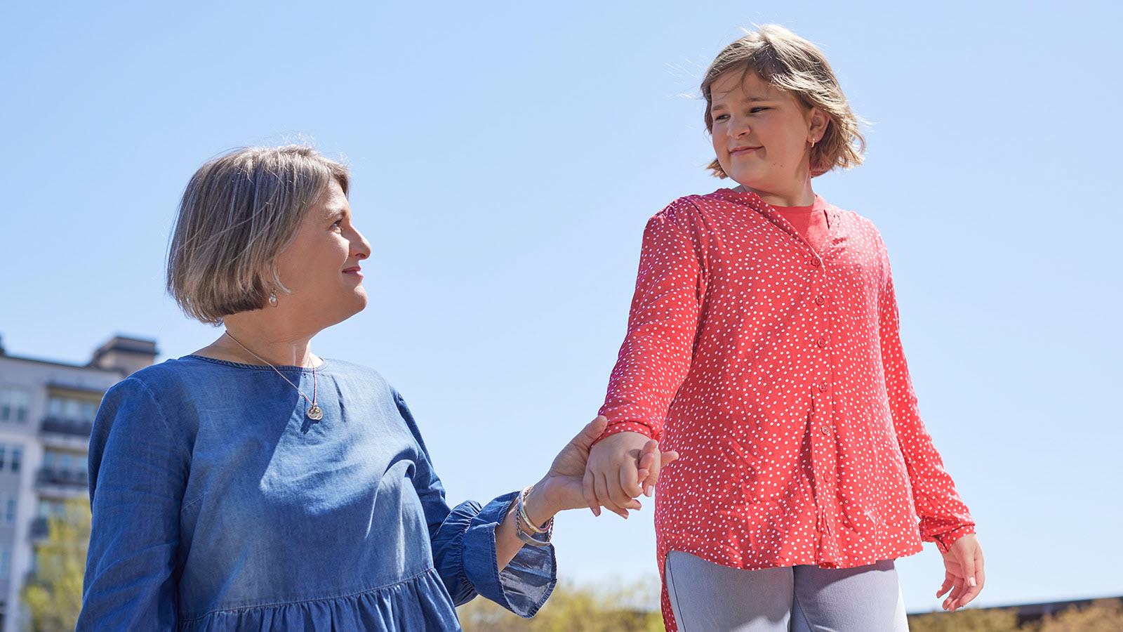 HAE patient Cheryl French and daughter