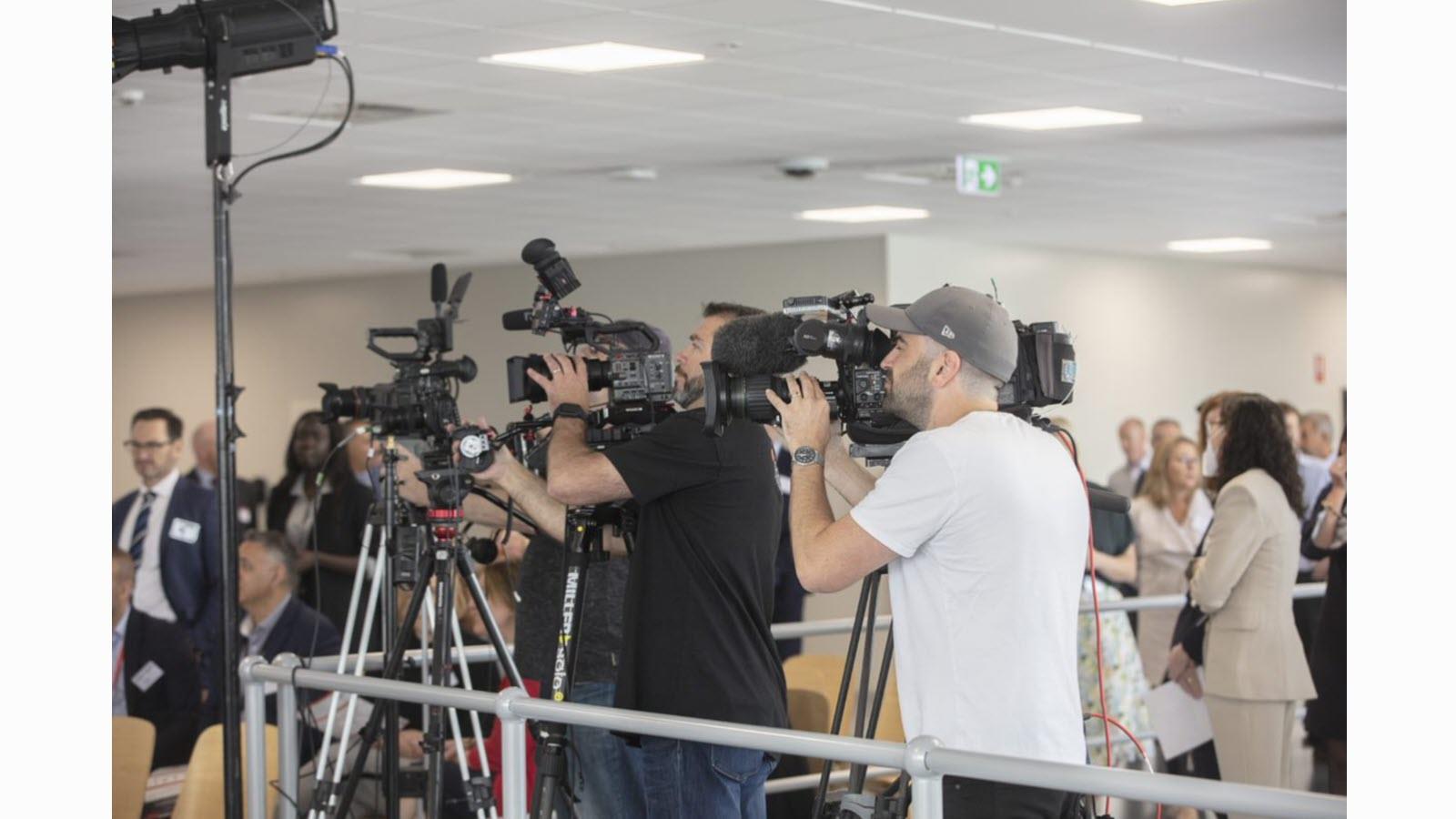 Members of the media with TV cameras at CSL's new fractionation facility launch.